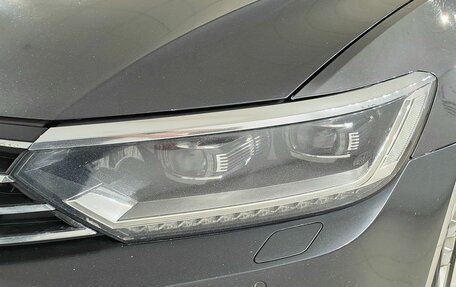 Volkswagen Passat B8 рестайлинг, 2018 год, 1 990 000 рублей, 20 фотография