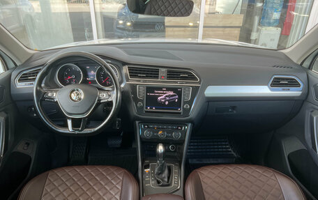 Volkswagen Tiguan II, 2017 год, 2 349 000 рублей, 8 фотография