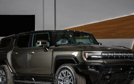 GMC Hummer EV, 2023 год, 14 798 000 рублей, 6 фотография