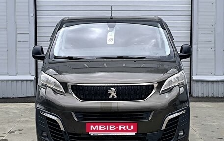 Peugeot Traveller I, 2021 год, 2 285 000 рублей, 2 фотография