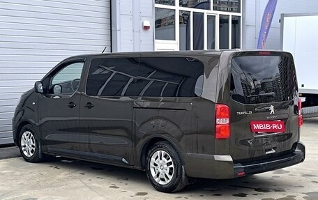 Peugeot Traveller I, 2021 год, 2 285 000 рублей, 5 фотография