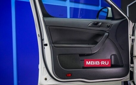 Skoda Yeti I рестайлинг, 2015 год, 1 020 000 рублей, 15 фотография