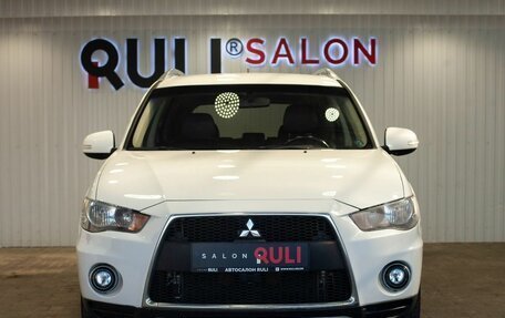 Mitsubishi Outlander III рестайлинг 3, 2010 год, 1 165 000 рублей, 2 фотография