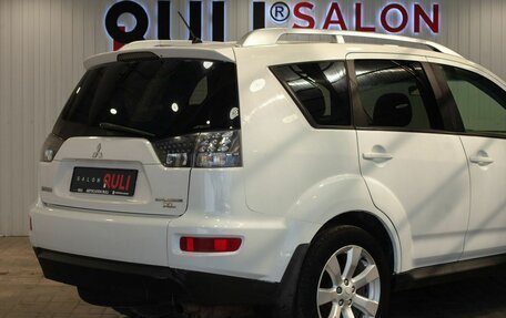 Mitsubishi Outlander III рестайлинг 3, 2010 год, 1 165 000 рублей, 13 фотография