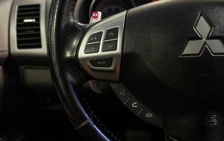 Mitsubishi Outlander III рестайлинг 3, 2010 год, 1 165 000 рублей, 24 фотография