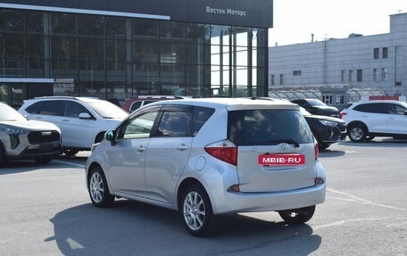 Toyota Ractis II, 2013 год, 997 000 рублей, 5 фотография