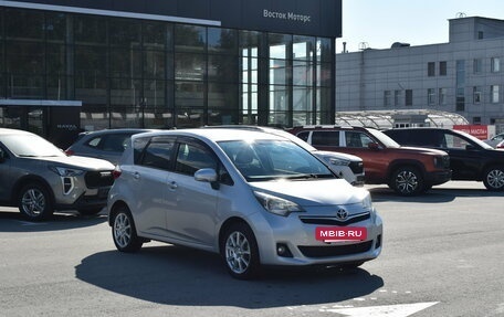 Toyota Ractis II, 2013 год, 997 000 рублей, 3 фотография