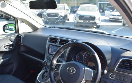 Toyota Ractis II, 2013 год, 997 000 рублей, 15 фотография