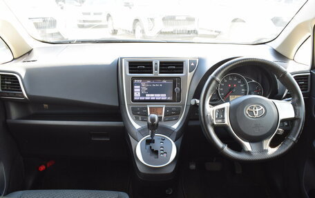 Toyota Ractis II, 2013 год, 997 000 рублей, 16 фотография