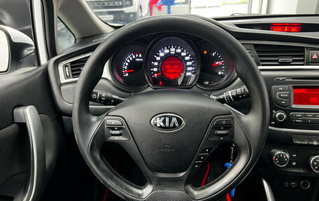 KIA cee'd III, 2015 год, 990 000 рублей, 14 фотография