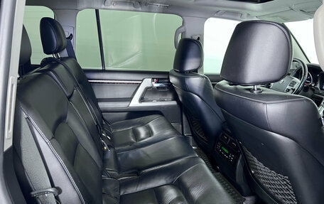 Toyota Land Cruiser 200, 2013 год, 3 250 000 рублей, 32 фотография