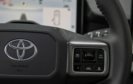 Toyota RAV4, 2026 год, 4 390 000 рублей, 14 фотография