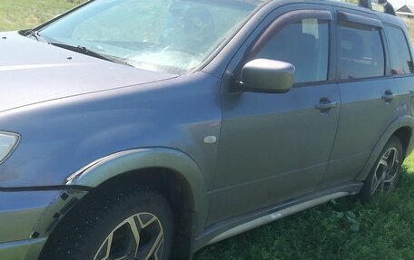 Mitsubishi Outlander III рестайлинг 3, 2006 год, 450 000 рублей, 4 фотография