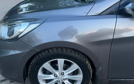 Hyundai Solaris II рестайлинг, 2011 год, 410 000 рублей, 9 фотография