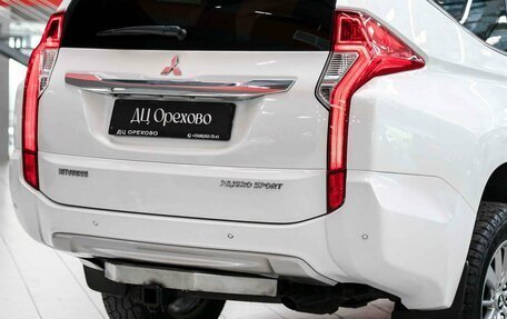 Mitsubishi Pajero Sport III рестайлинг, 2018 год, 2 550 000 рублей, 5 фотография