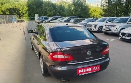 Skoda Superb III рестайлинг, 2010 год, 720 000 рублей, 3 фотография