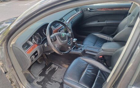 Skoda Superb III рестайлинг, 2010 год, 720 000 рублей, 16 фотография