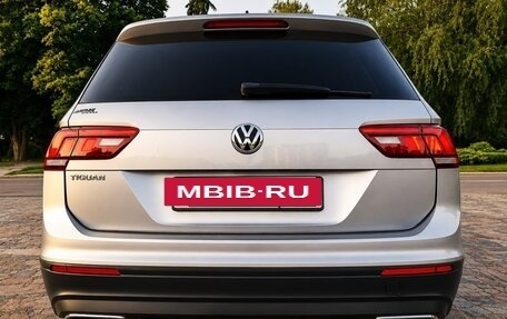 Volkswagen Tiguan II, 2020 год, 2 850 000 рублей, 3 фотография
