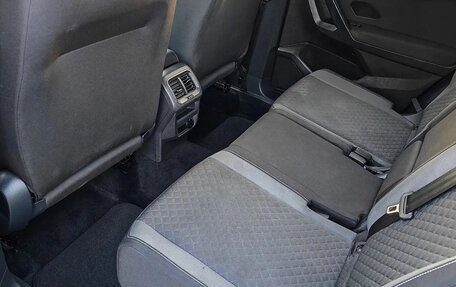 Volkswagen Tiguan II, 2020 год, 2 850 000 рублей, 10 фотография
