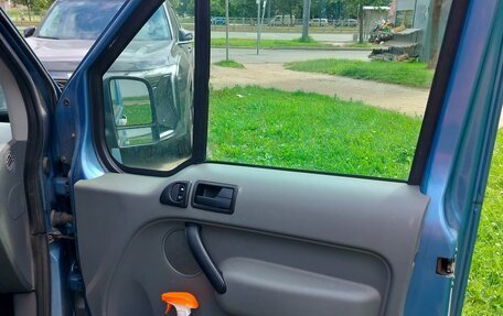 Ford Tourneo Connect I, 2006 год, 450 000 рублей, 19 фотография
