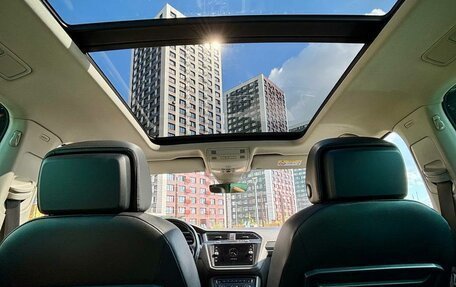 Volkswagen Tiguan II, 2019 год, 2 090 000 рублей, 15 фотография