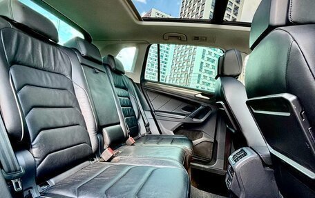 Volkswagen Tiguan II, 2019 год, 2 090 000 рублей, 18 фотография