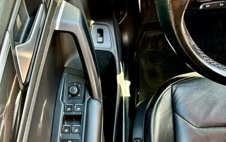 Volkswagen Tiguan II, 2019 год, 2 090 000 рублей, 26 фотография