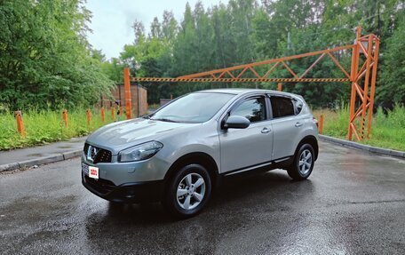 Nissan Qashqai, 2010 год, 845 000 рублей, 2 фотография