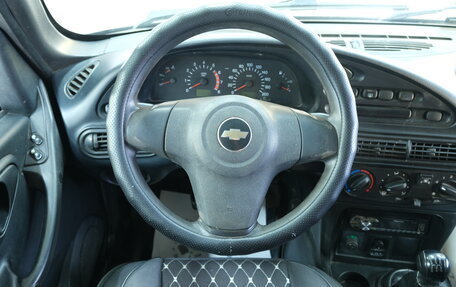 Chevrolet Niva I рестайлинг, 2013 год, 499 000 рублей, 10 фотография