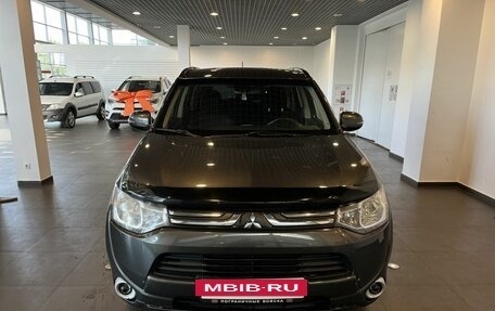 Mitsubishi Outlander III рестайлинг 3, 2013 год, 1 320 000 рублей, 8 фотография