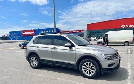 Volkswagen Tiguan II, 2020 год, 2 185 000 рублей, 6 фотография