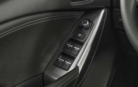 Mazda 6, 2015 год, 1 699 000 рублей, 15 фотография