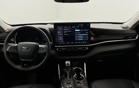 Toyota Highlander, 2026 год, 5 600 000 рублей, 18 фотография