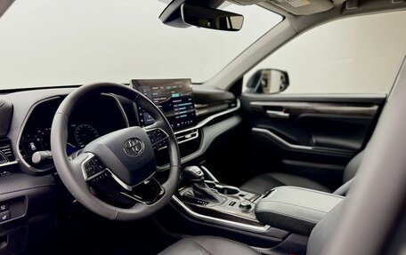 Toyota Highlander, 2026 год, 5 600 000 рублей, 11 фотография