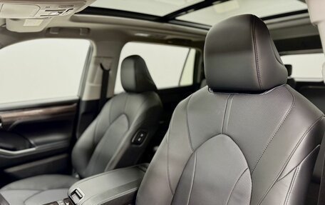 Toyota Highlander, 2026 год, 5 600 000 рублей, 13 фотография