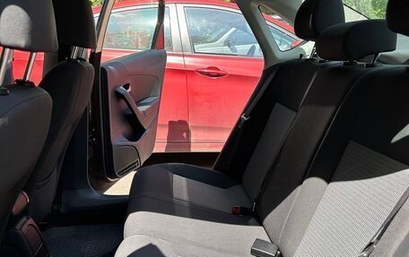 Volkswagen Polo VI (EU Market), 2015 год, 1 000 000 рублей, 16 фотография