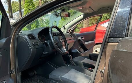 Volkswagen Polo VI (EU Market), 2015 год, 1 000 000 рублей, 12 фотография