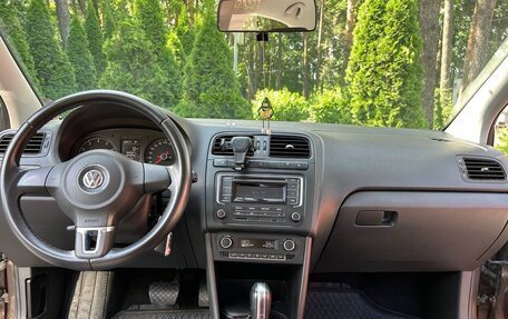 Volkswagen Polo VI (EU Market), 2015 год, 1 000 000 рублей, 11 фотография