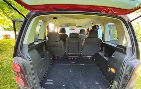 Volkswagen Touran III, 2007 год, 490 000 рублей, 7 фотография