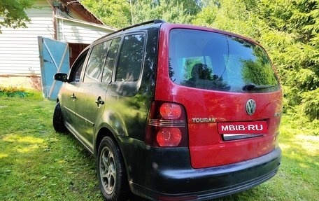 Volkswagen Touran III, 2007 год, 490 000 рублей, 3 фотография