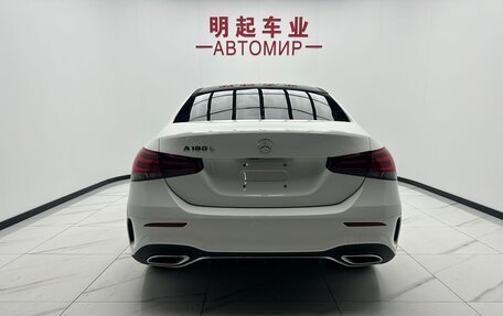 Mercedes-Benz A-Класс, 2022 год, 1 500 000 рублей, 6 фотография