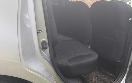 Nissan Note II рестайлинг, 2006 год, 380 000 рублей, 16 фотография