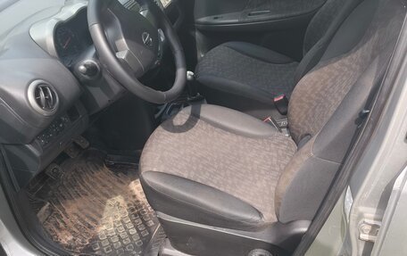 Nissan Note II рестайлинг, 2006 год, 380 000 рублей, 27 фотография