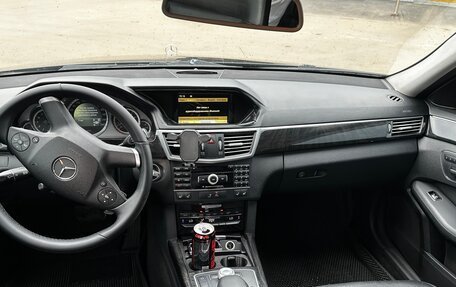 Mercedes-Benz E-Класс, 2010 год, 1 350 000 рублей, 9 фотография