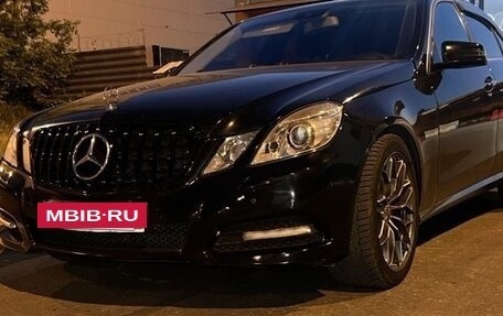 Mercedes-Benz E-Класс, 2010 год, 1 350 000 рублей, 21 фотография