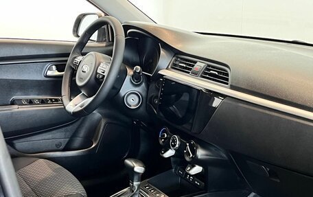 KIA Rio IV, 2018 год, 1 249 000 рублей, 6 фотография