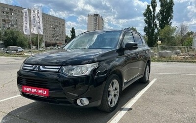 Mitsubishi Outlander III рестайлинг 3, 2013 год, 1 399 000 рублей, 1 фотография