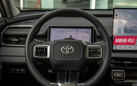 Toyota RAV4, 2026 год, 4 390 000 рублей, 15 фотография