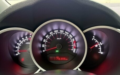 KIA Venga I, 2012 год, 885 000 рублей, 21 фотография