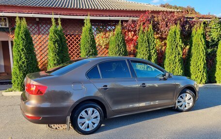 Volkswagen Jetta VI, 2011 год, 1 090 000 рублей, 4 фотография